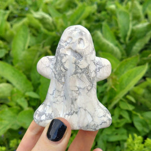 Howlite Ghost Carving